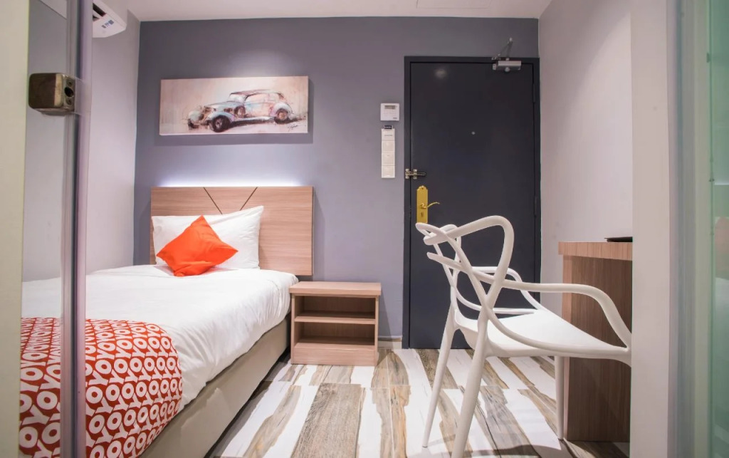Hotel O Gs Hotels Near Strand Mall