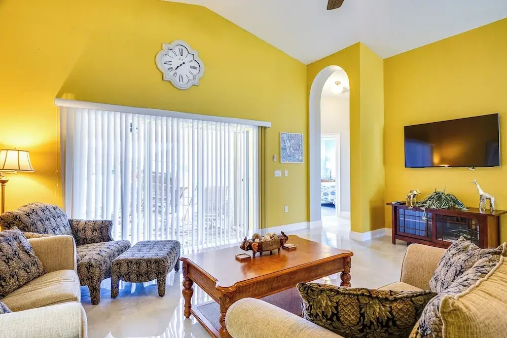 8 Mi to Beach: Cape Coral Home w/ Lanai + Pool