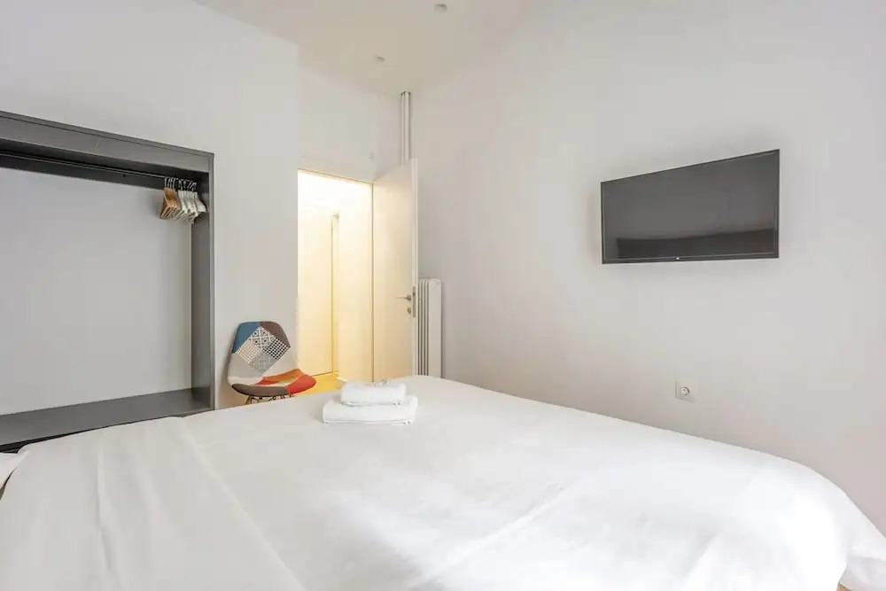 Modern Cozy Apartment