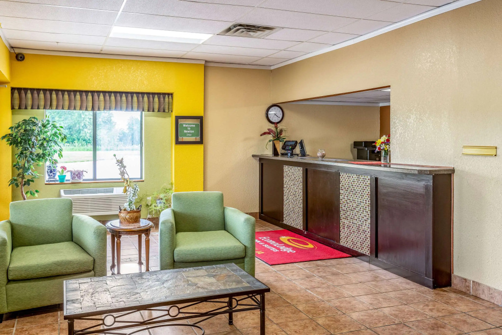 Baymont Inn & Suites by Wyndham Newton IA