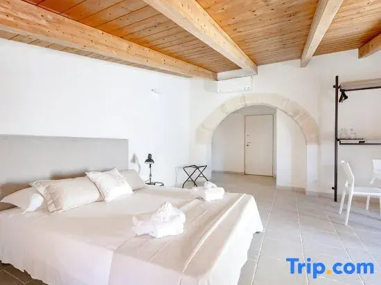 Palazzo della Torre 201– Modern Historic Apartment