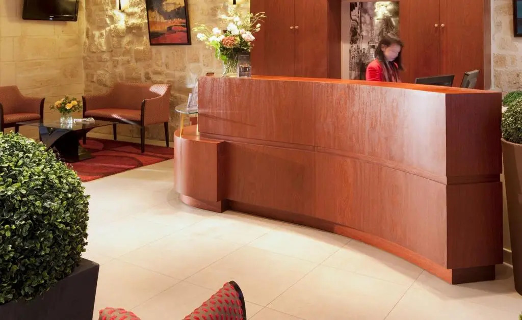 Hotel Saint Honore 85