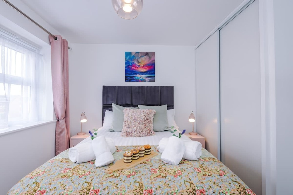 Ideal for Business Long-term Guests Free Parking