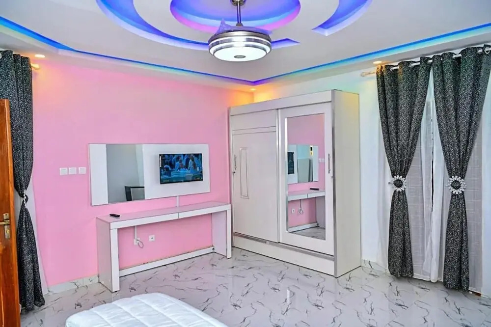 Relax Residences