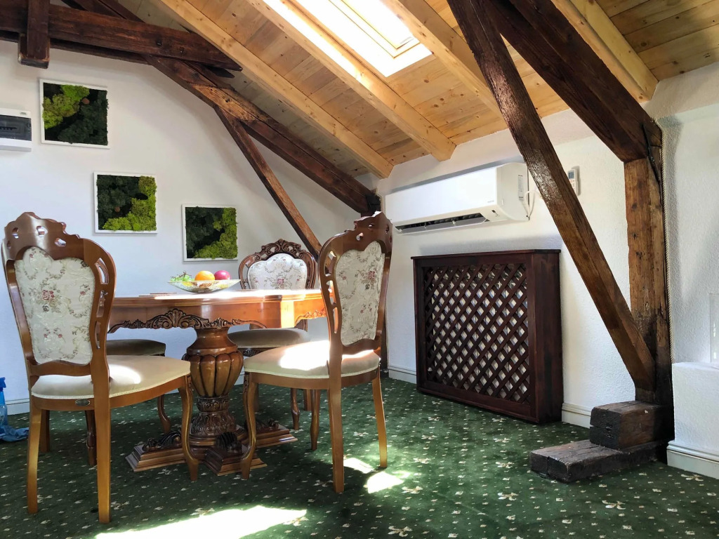 JMR Royal -Luxury Rooms & Private Sauna