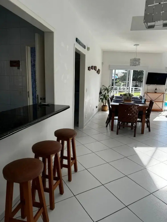 Casa de Praia Brisa do Oceano com Piscina Privativa - São Francisco do Sul