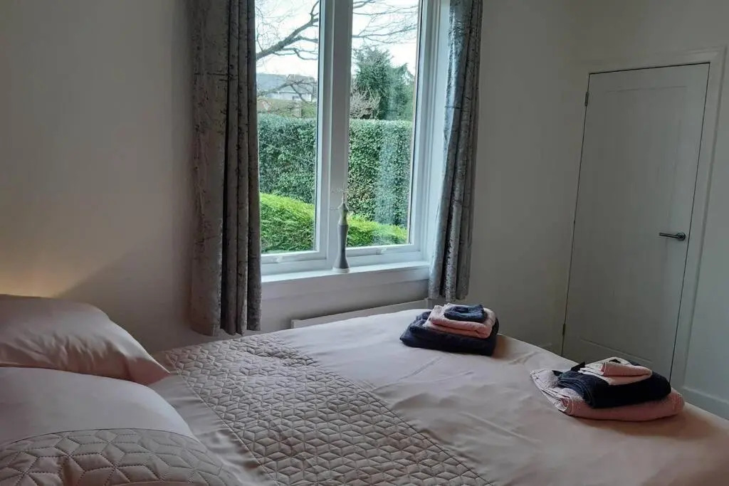 Self contained apartment with amazing views