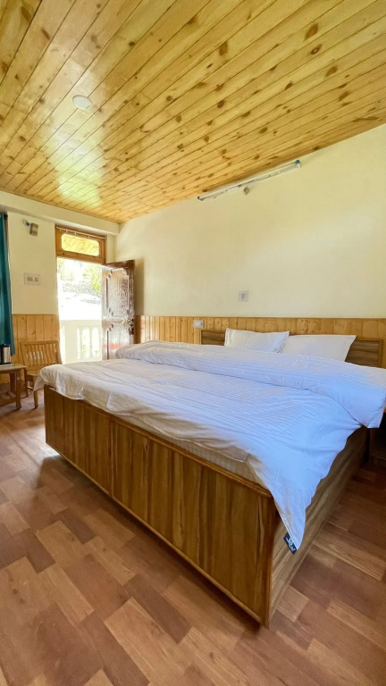 Hotel Kamru
