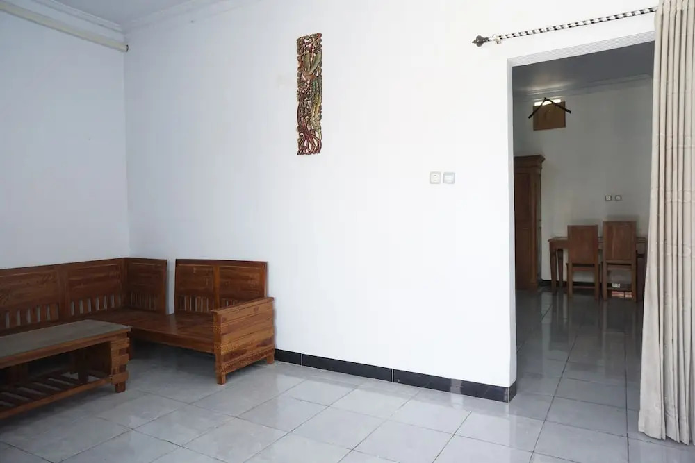 OYO Life 92886 Rumah Nyaman Radhika 2 Syariah