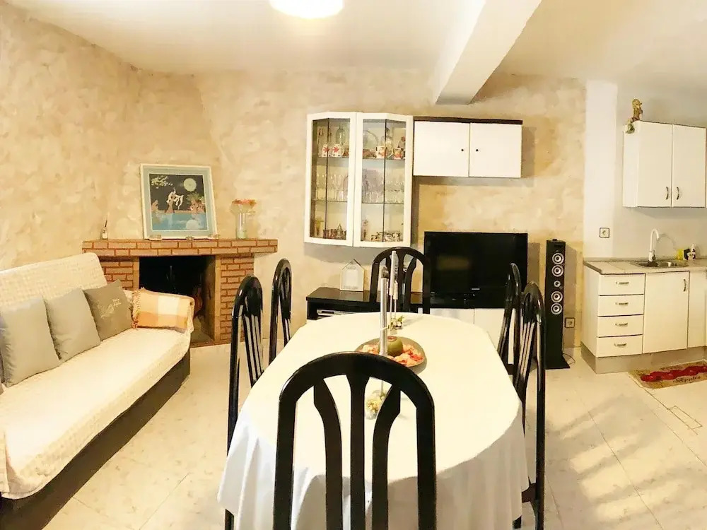 Holiday Home in Villamiel with Mountain Views