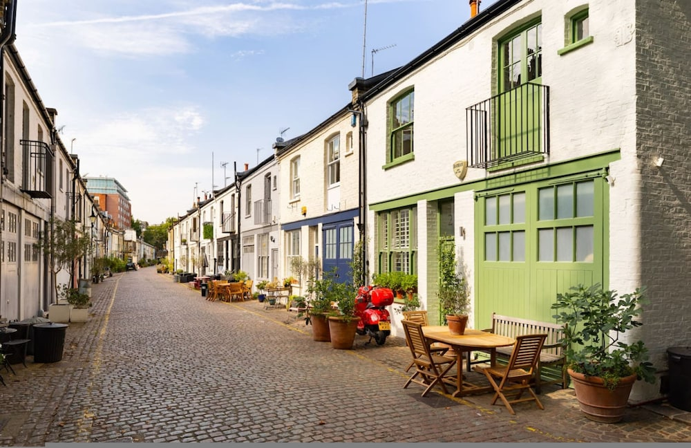 Cobbled Charm 3 Bedroom House