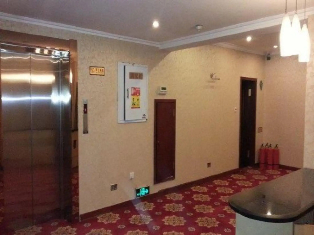 Huayuan Hotel