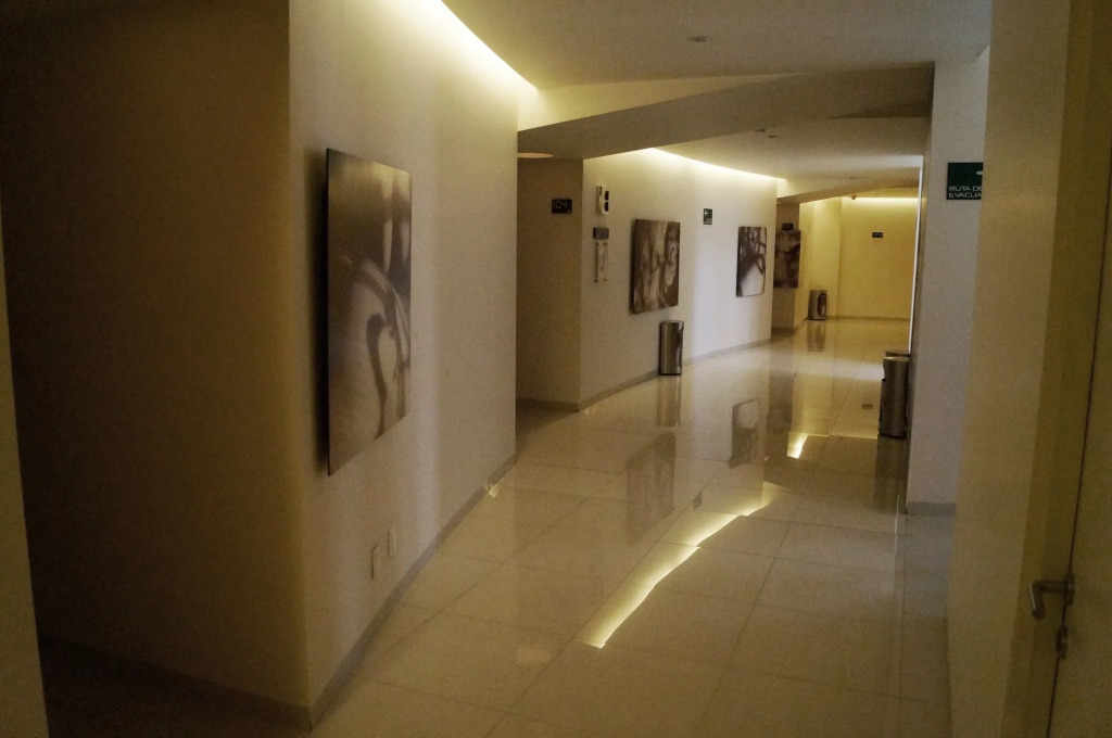 Love Hotel Kron