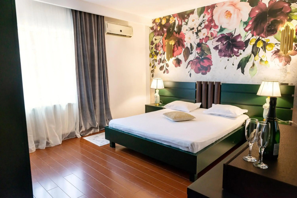 Phoenicia Suites