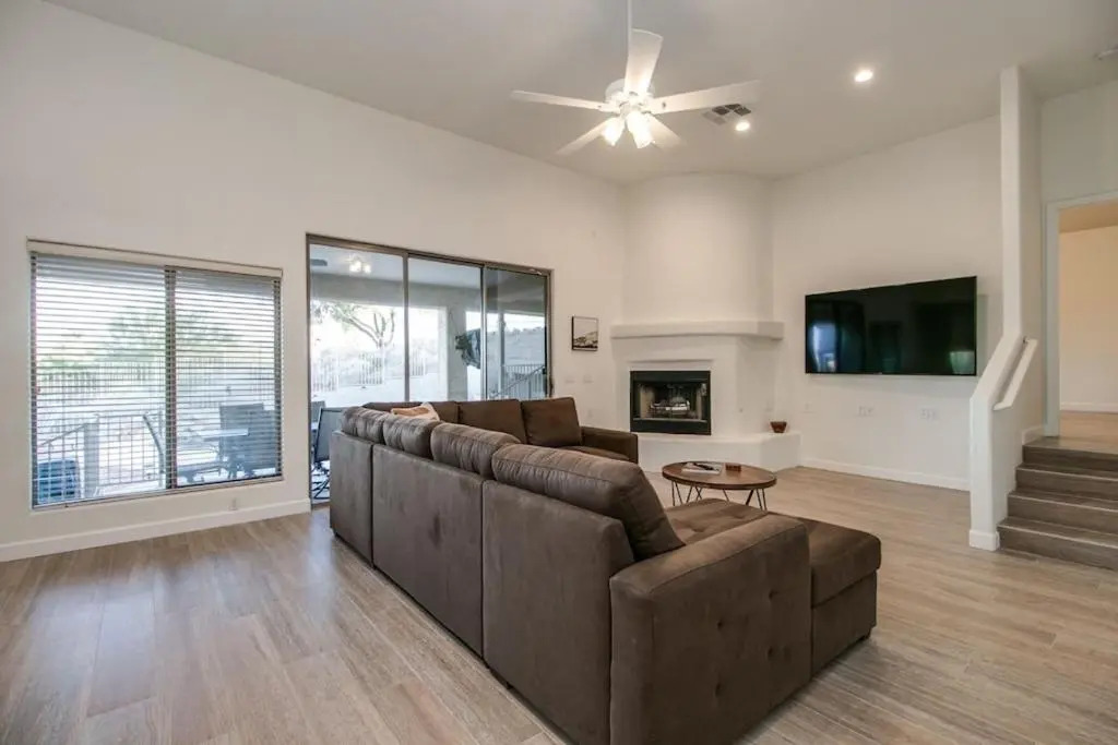 Breathtaking Views & Htd Pool in Fountain Hills!
