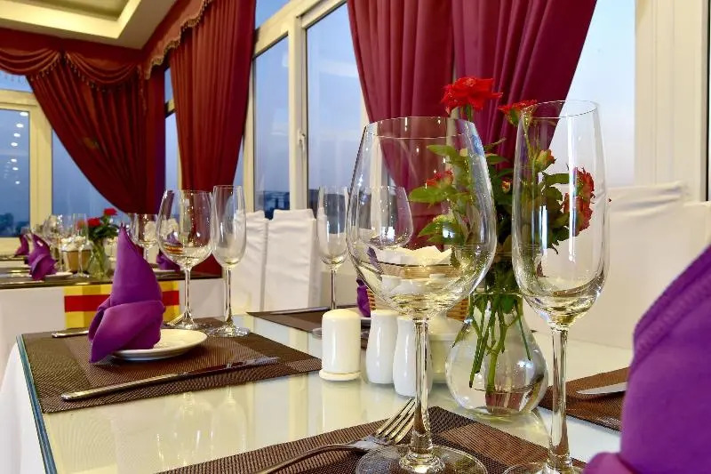 Beryl Signature Hotel & Travel