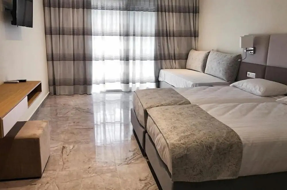 Athina Hotel