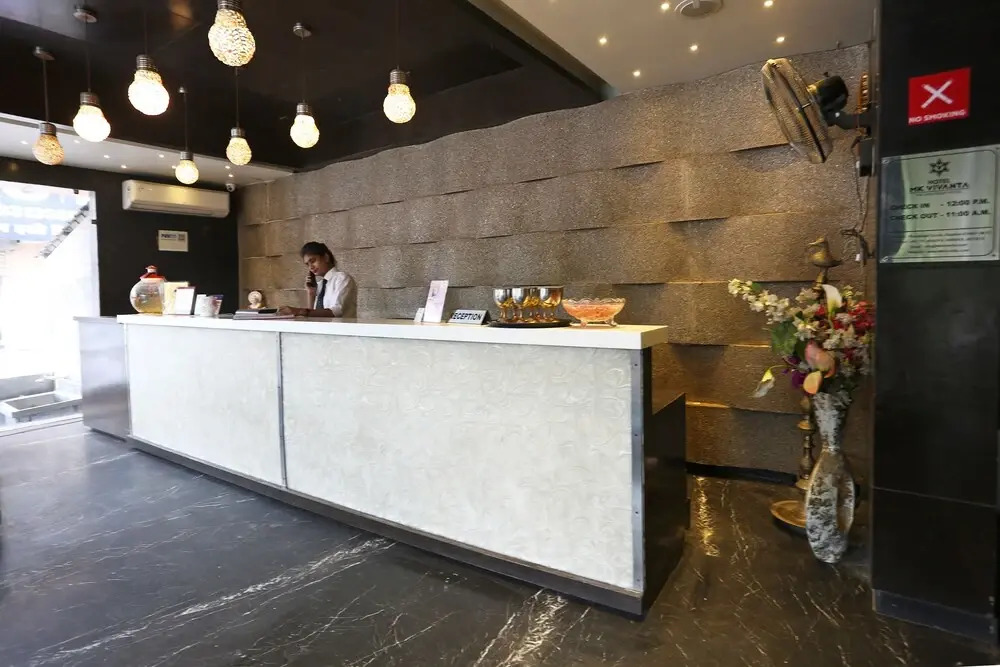 Capital O 5895 M K Vivanta