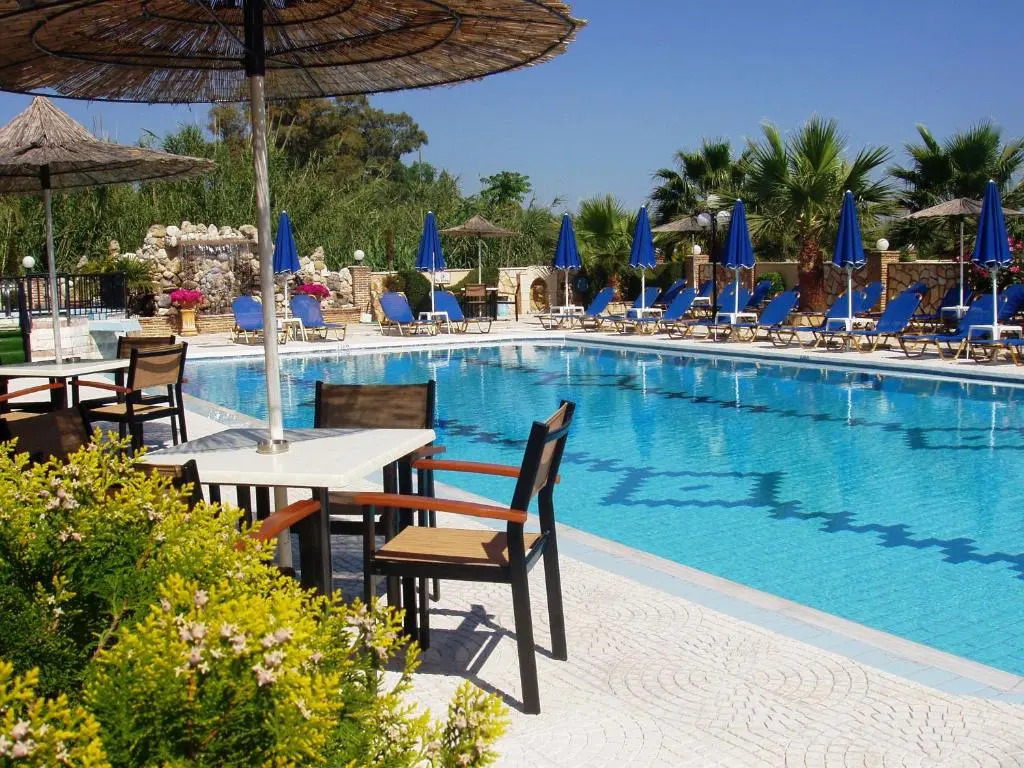 PARADISE APARTMENTS & SUITES