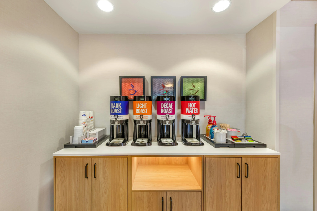 Hampton Inn & Suites Moreno Valley