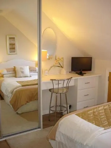 Apt 7A Waterfoot Apartment