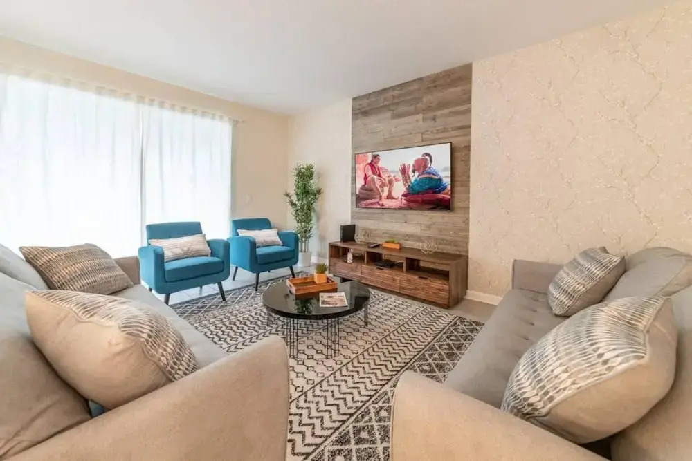 Super Cozy- Sleeps 22 w Pool Amenities Pass
