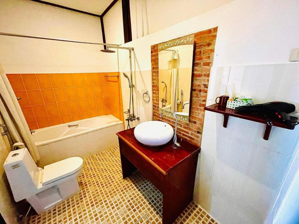 Vieng Savanh II Hotel