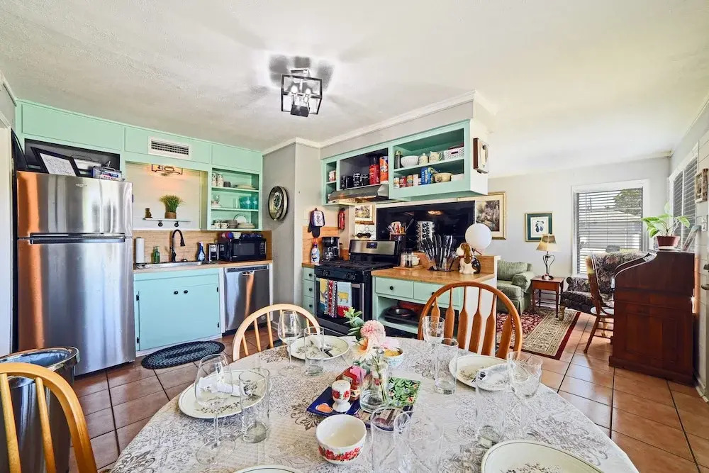 Corpus Christi Home w/ Grill, 3 Blocks to Bay!