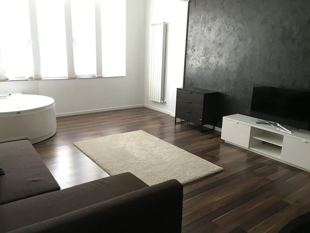 GIA Suites