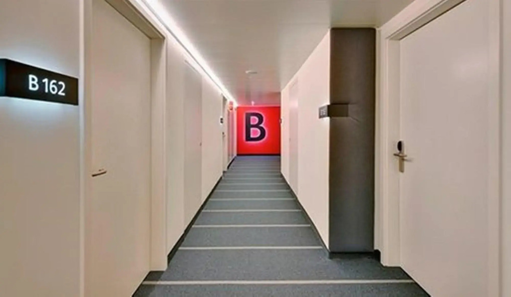 SwissTech Hotel