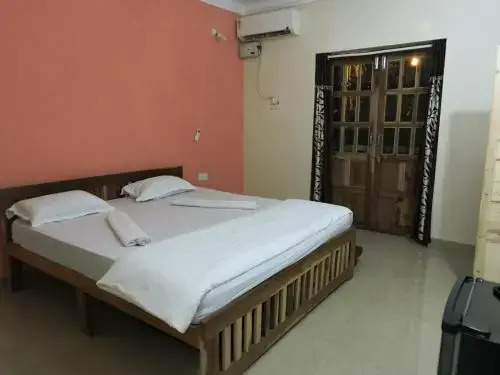 Dabos Guest Inn