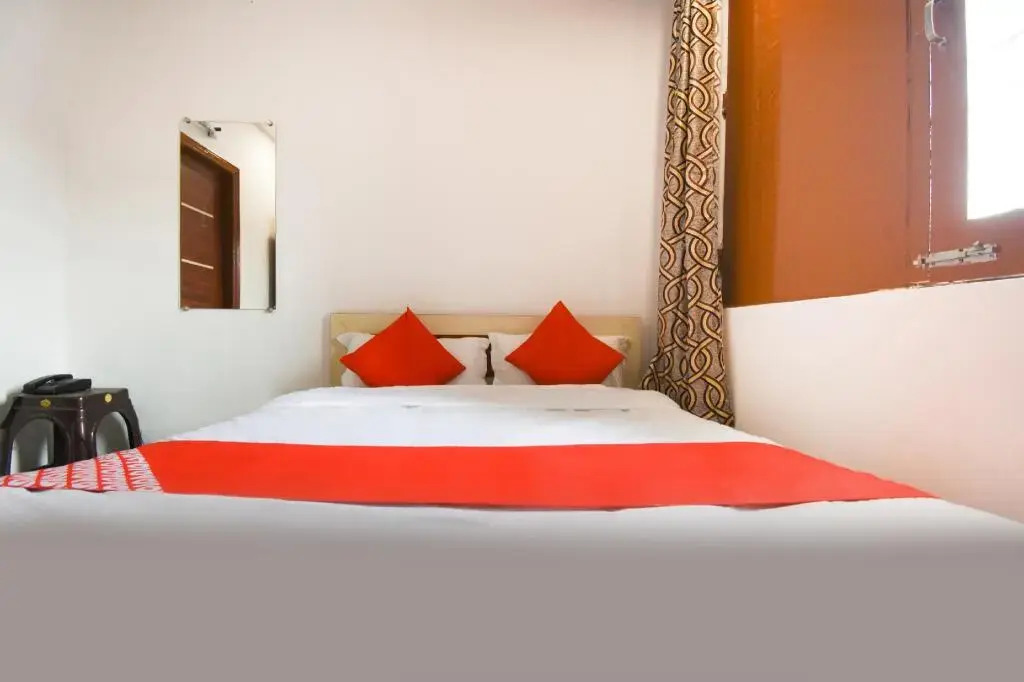 Alka Guest House by OYO Rooms