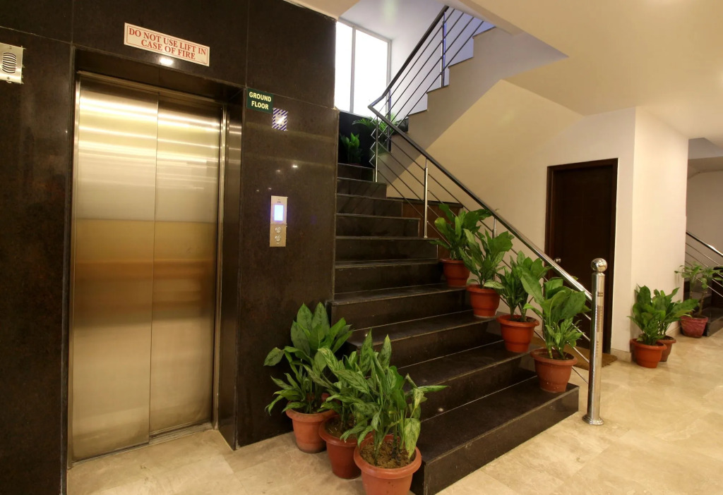 Hotel Kian by JMD Group