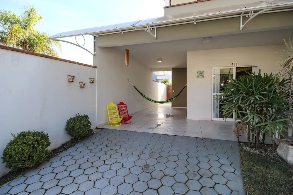 Casa 2 quartos - 256