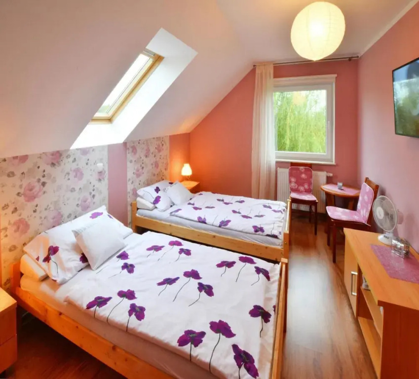 Holiday Apartment, 2 Bedrooms, Garden, Bicycles