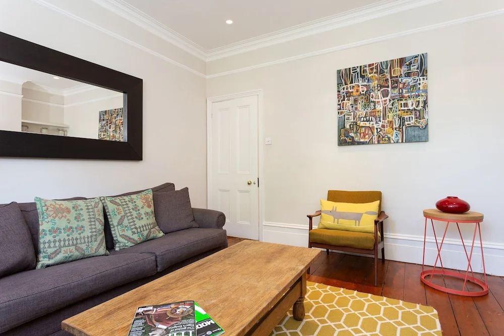 Two Bedroom House With Garden In Maida Vale