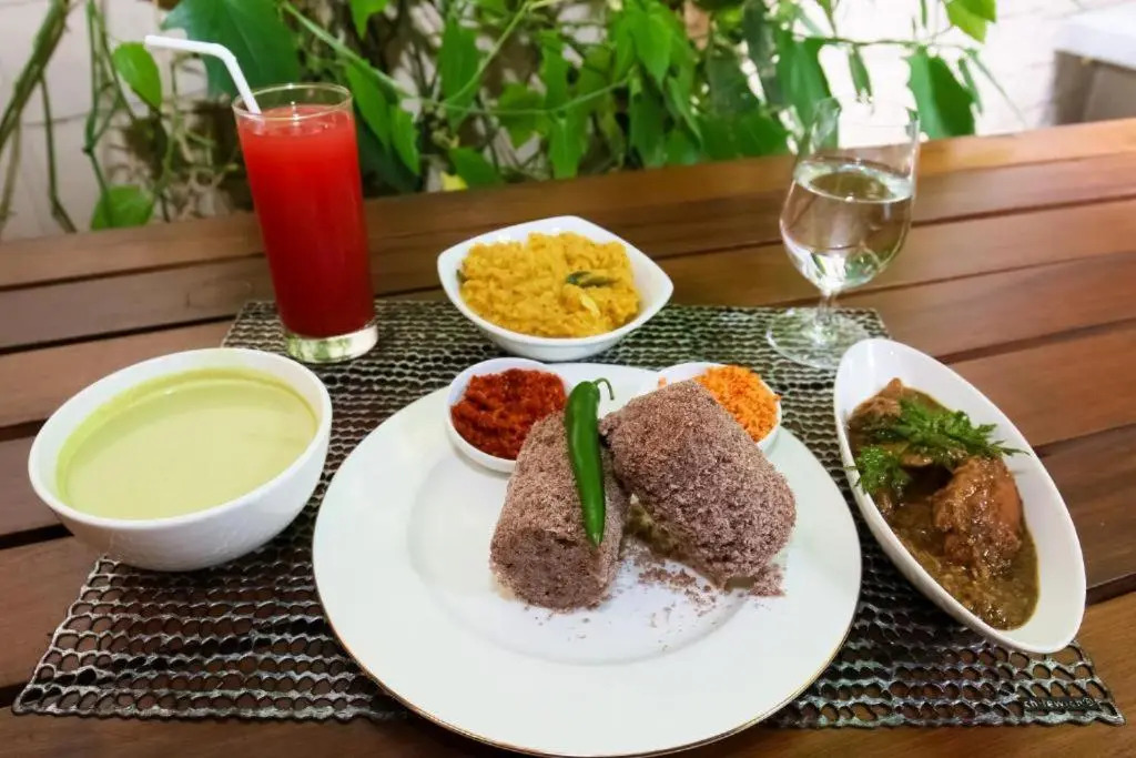 Shirantha Hotel