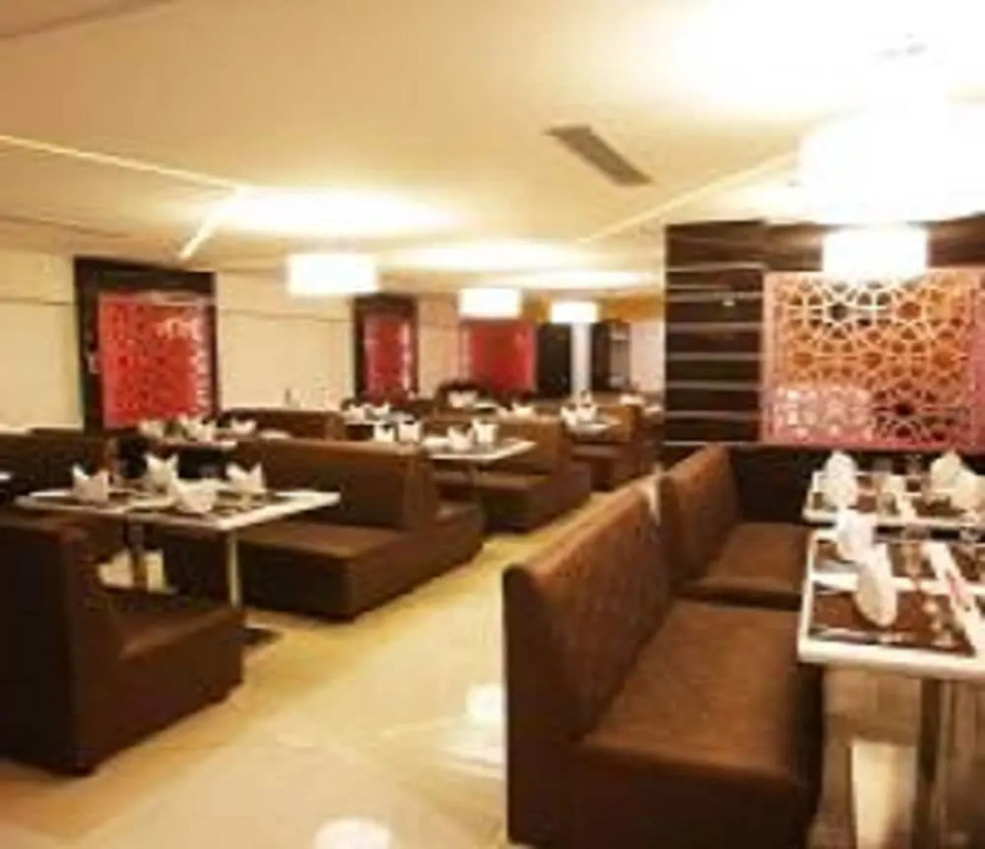 Hilarity Inn