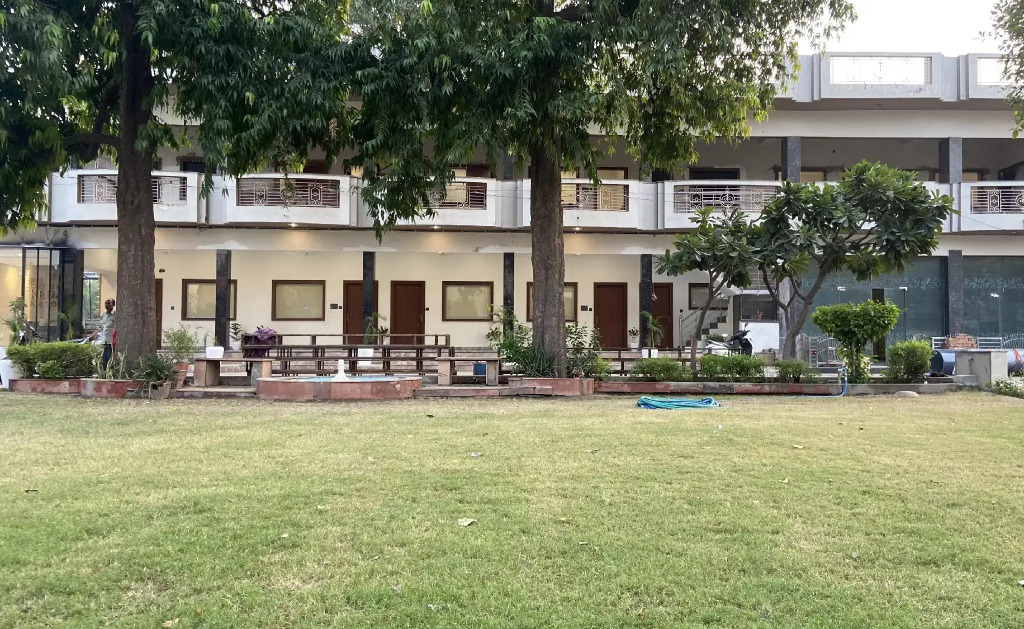 Hotel Kedar Dham
