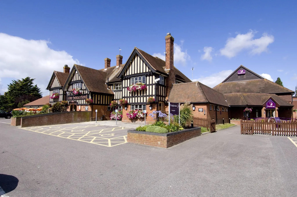 Premier Inn Christchurch - East