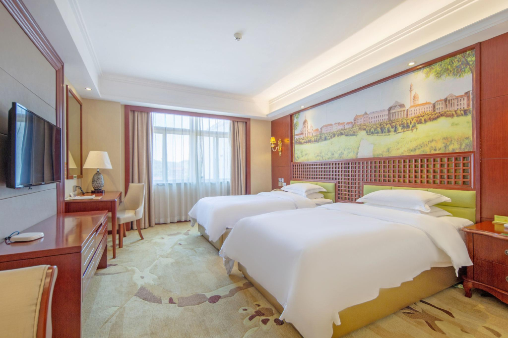 Vienna Classic Hotel (Hangzhou Linan)