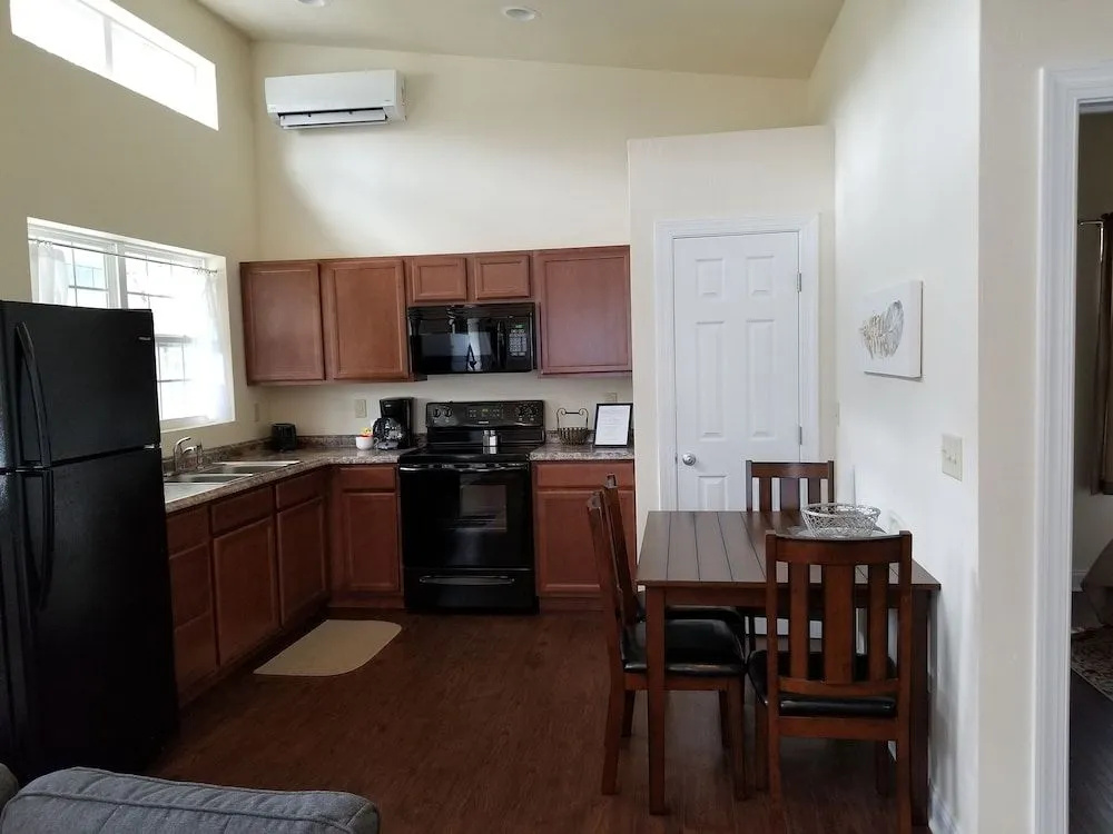 Sunset Cottage Motel Rooms