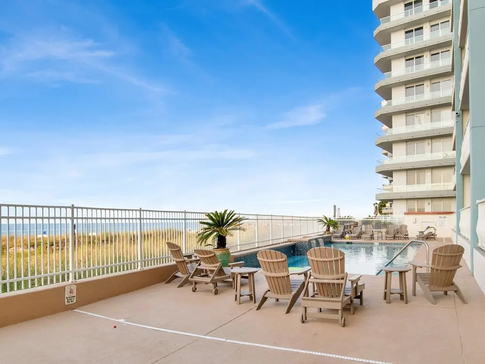Emerald Key #602 by Southern Vacation Rentals
