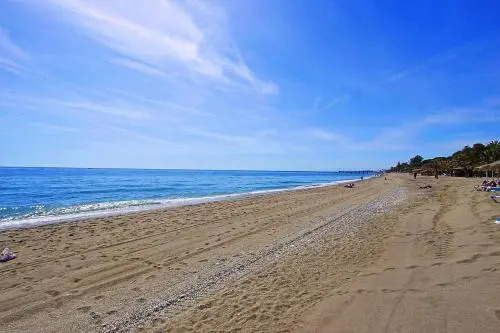 1102 Villa with Pool ,Lounge, Bbq ,Direkt in Marbella