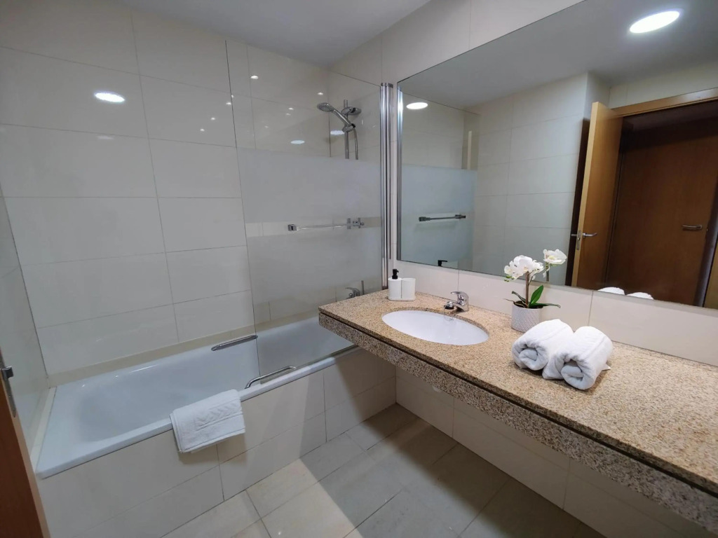 BADALONA BEACH APARTMENt