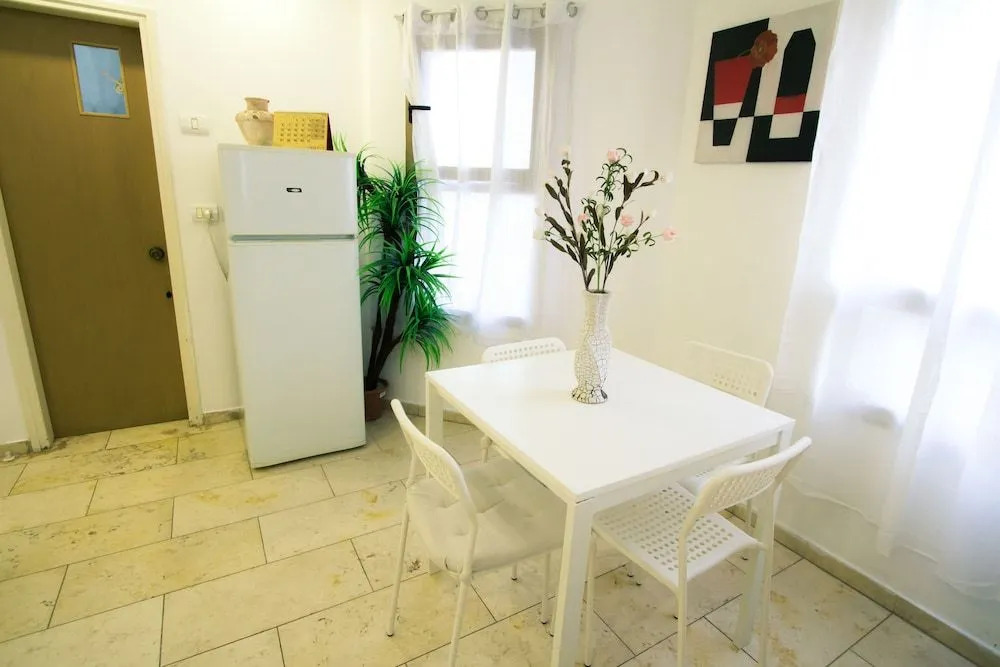 Britel Apartments
