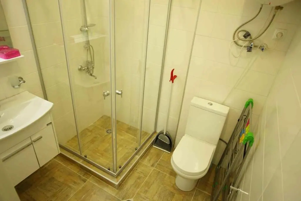 Leo Group Apartment 25-04 Elegance Batumi