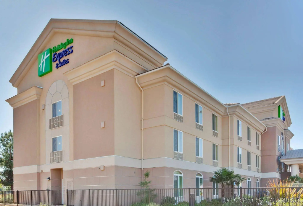 Holiday Inn Express Porterville by IHG