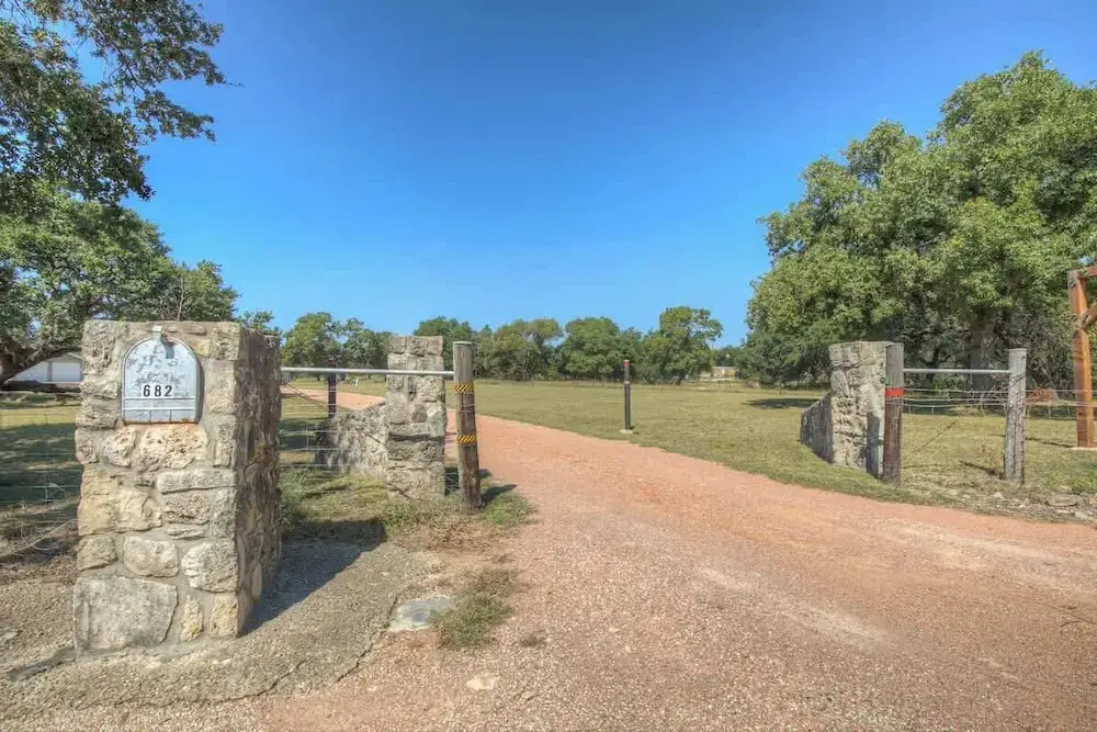 Grey Haus Casita-peaceful Hill Country Views!