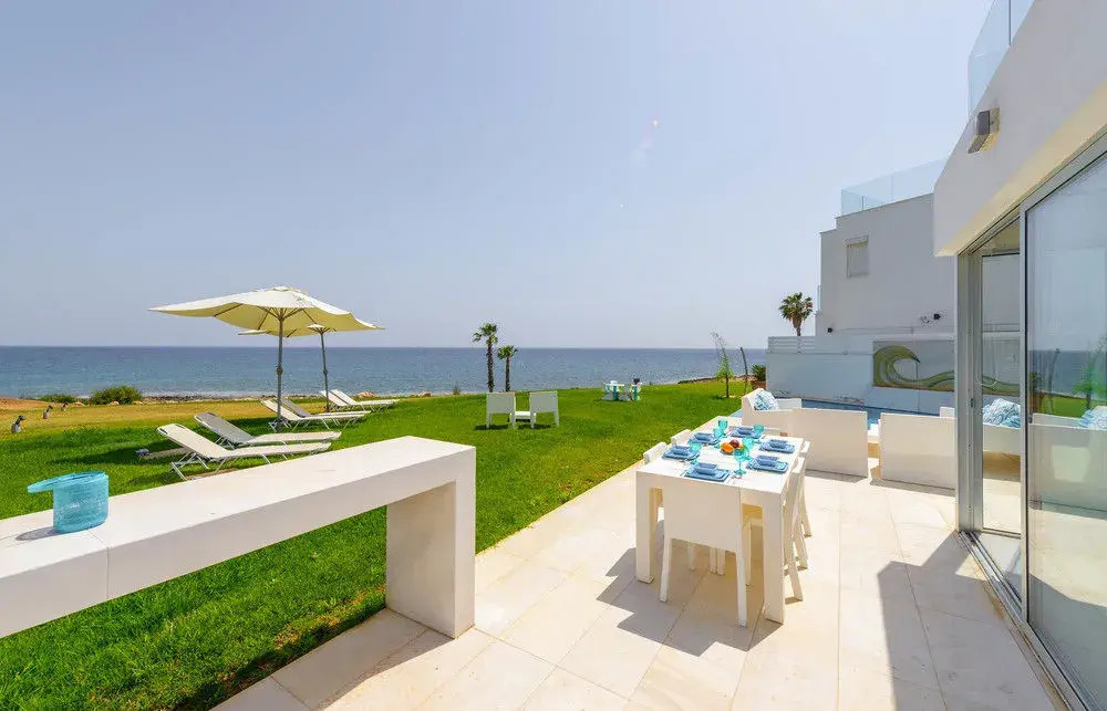 Emerald villa